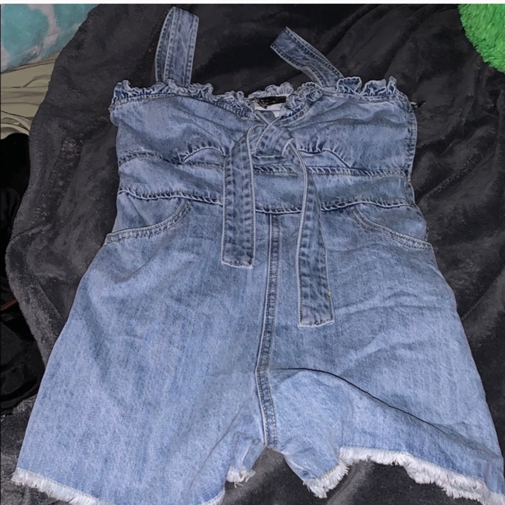 Romper - Picture 1 of 5